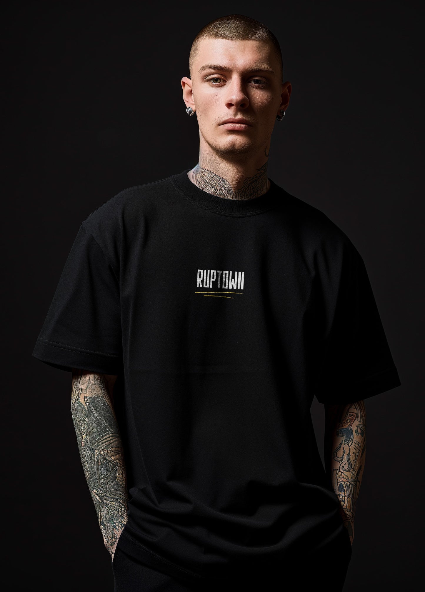 Oversized Graphic Tee Schwarz - NOT FAKE
